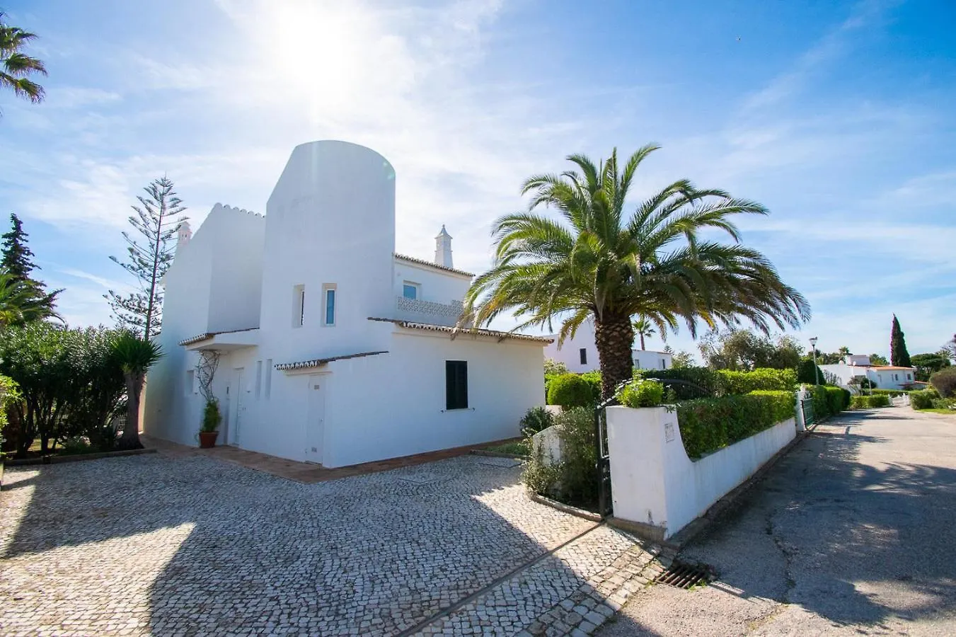 Casa Miguel - Family-Friendly 3-Bedroom Villa With Private Pool Carvoeiro